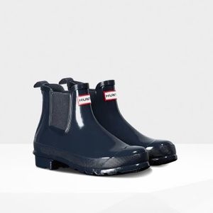 NEW! Hunter boots. Women’s Gloss Chelsea Boots.